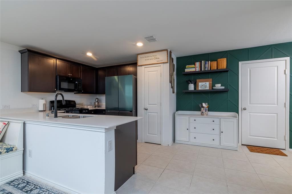 349 Ranchito Pass, Fort Worth TX 76052 - Photo 5