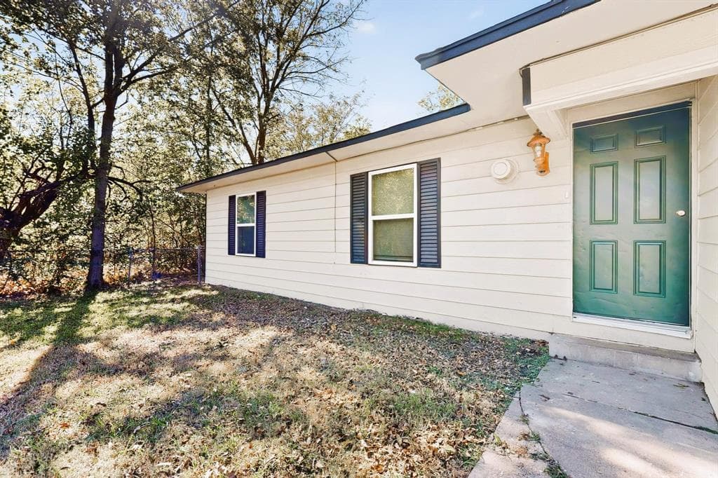 4602 4th Street, Greenville TX 75401 - Photo 4