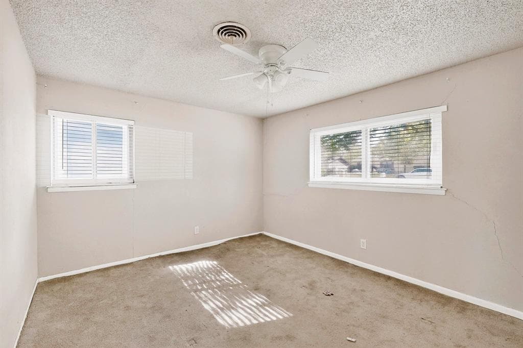 7609 Deaver Drive, North Richland Hills TX 76180 - Photo 4