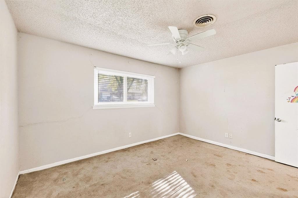 7609 Deaver Drive, North Richland Hills TX 76180 - Photo 5