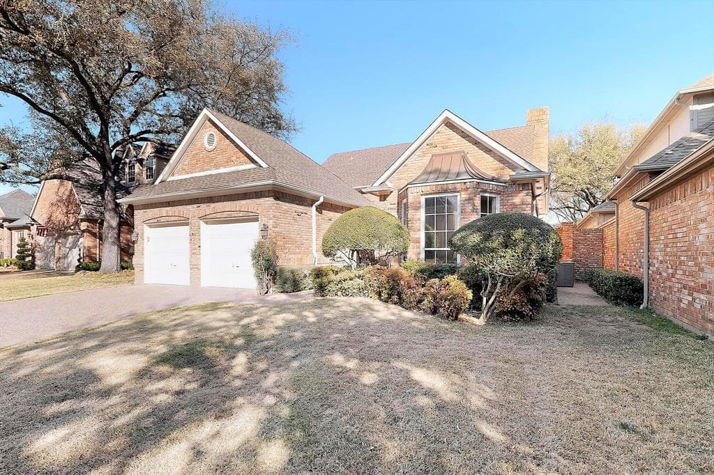 17308 Village Lane, Dallas TX 75248 - Photo 2