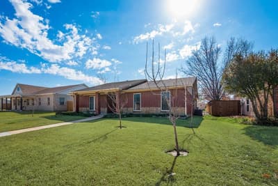8302 Chesham Drive, Rowlett TX 75088 - Photo 3