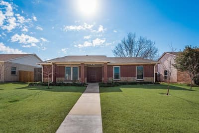 8302 Chesham Drive, Rowlett TX 75088