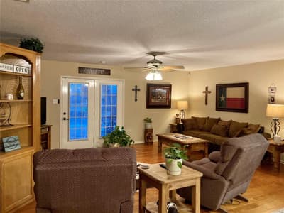 349 Horseshoe Drive, Springtown TX 76082 - Photo 4