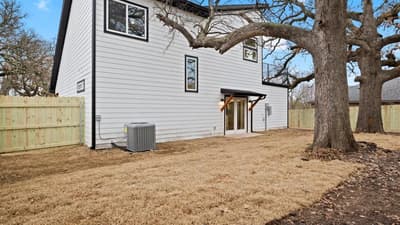 1228 S Rusk Street W, Sherman TX 75090 - Photo 5