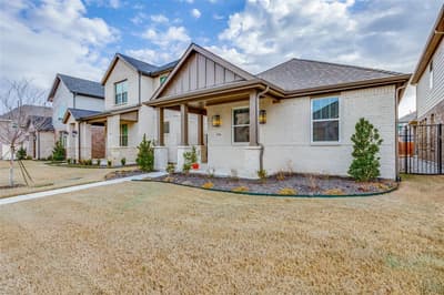 4704 Simple Pathway Street, Haltom City TX 76117 - Photo 2
