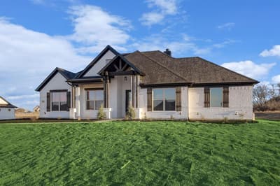 2067 Sunset Ridge Drive, Weatherford TX 76087 - Photo 2