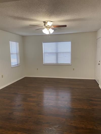 384 W Van Alstyne Parkway, Van Alstyne TX 75495 - Photo 2
