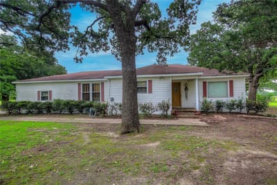 7209 Hackberry Drive, Greenville TX 75402 - Photo 2