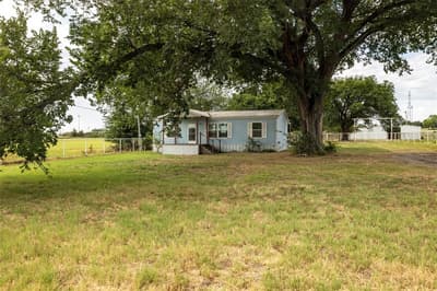 207 Lazy B Lane, Springtown TX 76082 - Photo 5