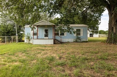 207 Lazy B Lane, Springtown TX 76082 - Photo 4