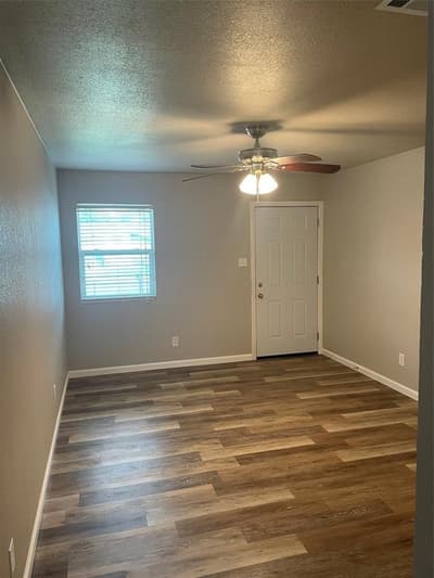 3419 Valley View Road, Denton TX 76209 - Photo 3