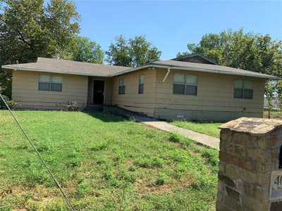 400 N Weaver Street, Gainesville TX 76240