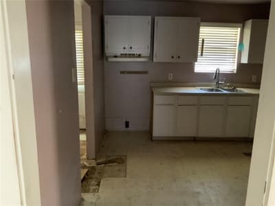 400 N Weaver Street, Gainesville TX 76240 - Photo 4