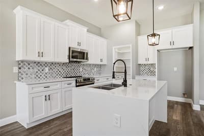 4913 Wichita Street, Granbury TX 76048