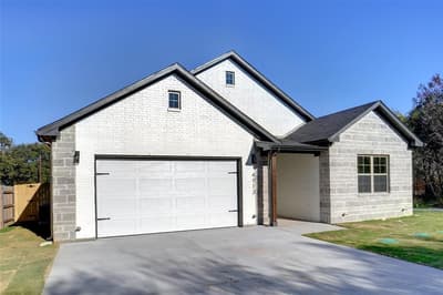 4913 Wichita Street, Granbury TX 76048 - Photo 5