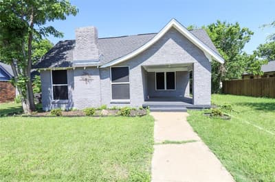 2208 N Sylvania Avenue, Fort Worth TX 76111