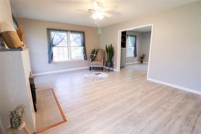 2208 N Sylvania Avenue, Fort Worth TX 76111 - Photo 4