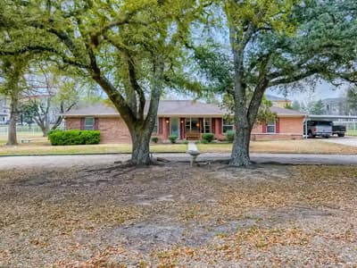 4260 Lasater Road, Balch Springs TX 75181 - Photo 4