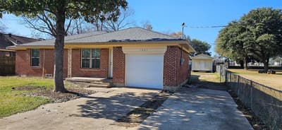 1007 Pleasant Drive, Dallas TX 75217