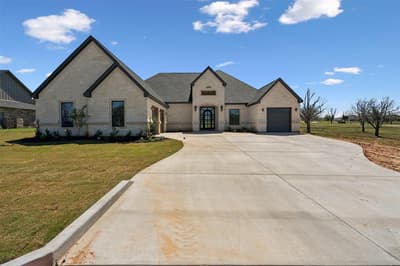 2409 Candlestick Drive, Granbury TX 76049 - Photo 3