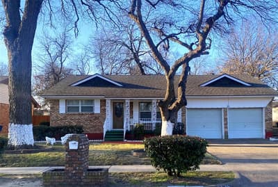 1136 E Five Mile Parkway, Dallas TX 75216