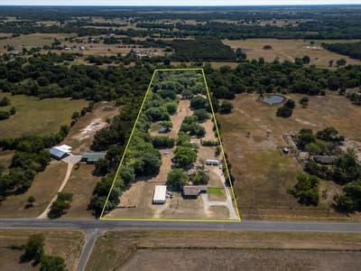 7513 Hwy 34, Wolfe City TX 75496