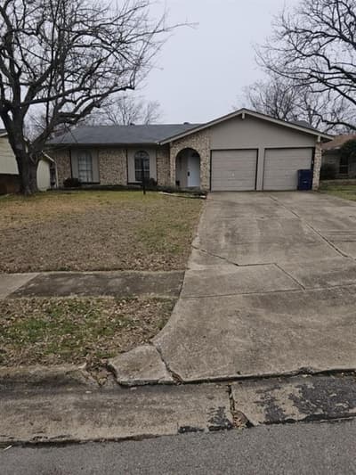 317 Boulder Court, Burleson TX 76028 - Photo 2