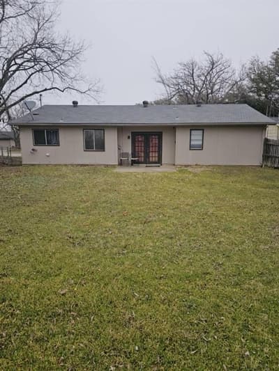 317 Boulder Court, Burleson TX 76028