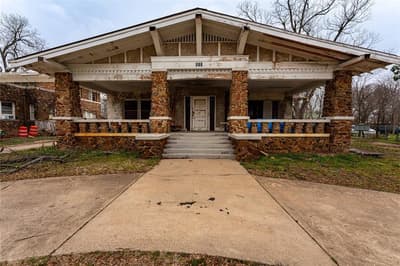 621 S Main Street, Paris TX 75460
