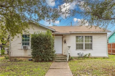 2325 Park Avenue, Waco TX 76706 - Photo 2