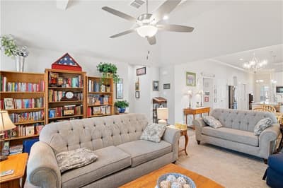 422 Travis Drive, McGregor TX 76657 - Photo 5