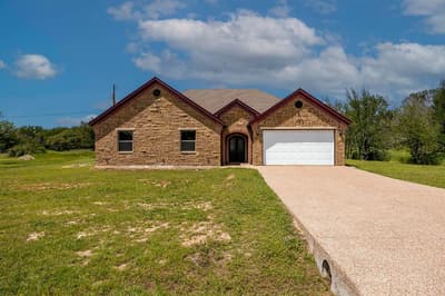 3024 Red Oak Drive, Granbury TX 76048 - Photo 4