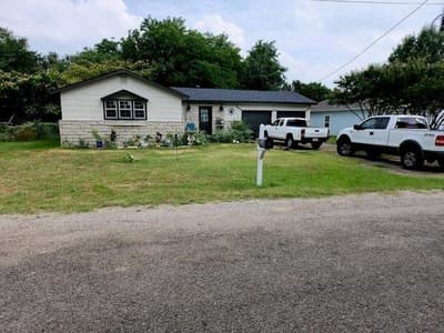 1503 Lands End Street, Granbury TX 76048