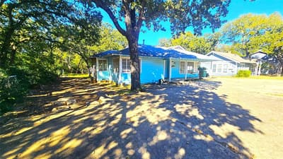 2621 N Locust Street, Denton TX 76209 - Photo 2