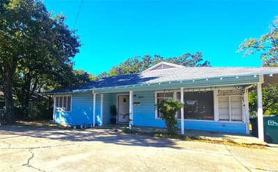 2621 N Locust Street, Denton TX 76209