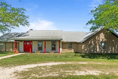 9518 County Road 913, Godley TX 76044 - Photo 2
