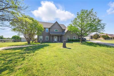 222 Fox Road, Weatherford TX 76088