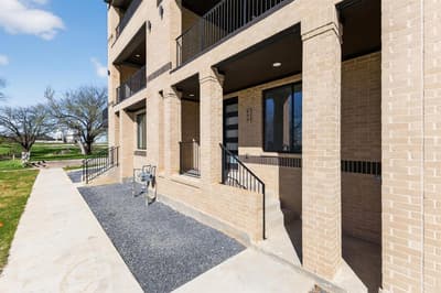 408 Vista Buena Trail, Fort Worth TX 76111