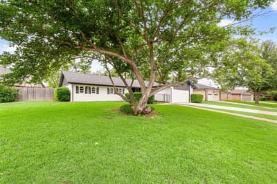 1823 E Cedar Elm Drive, Arlington TX 76012