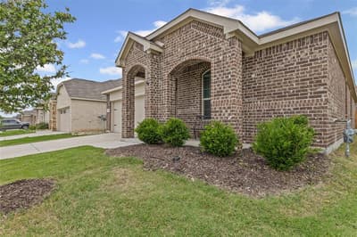 14837 Dusty Boot Trail, Fort Worth TX 76052 - Photo 4