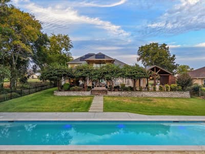1140 The Shores Drive, Corsicana TX 75109