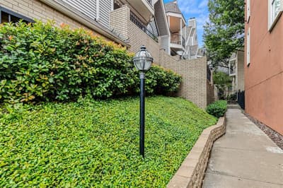 1010 Allen Street # 213, Dallas TX 75204 - Photo 2