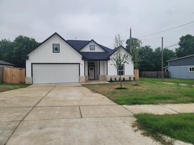 625 Atlanta Street, Fort Worth TX 76104