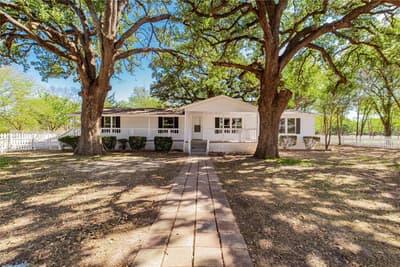 204 Rs County Road 1503, Point TX 75472 - Photo 2