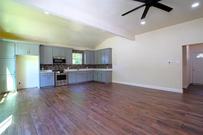 1905 S Walnut Street, Sherman TX 75090 - Photo 2