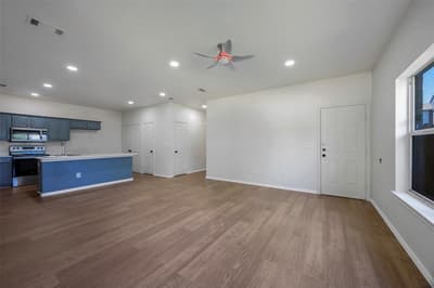 738 Carroll Lane, Lewisville TX 75067 - Photo 3