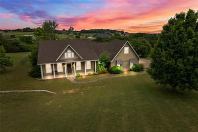 415 Stone Mountain Court, Cresson TX 76035