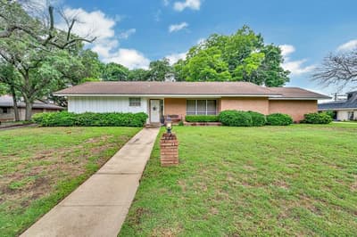 2832 Wooded Acres Drive, Waco TX 76710