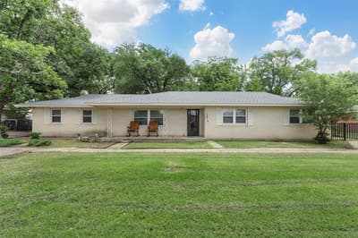 631 N Robinson Drive, Robinson TX 76706 - Photo 2